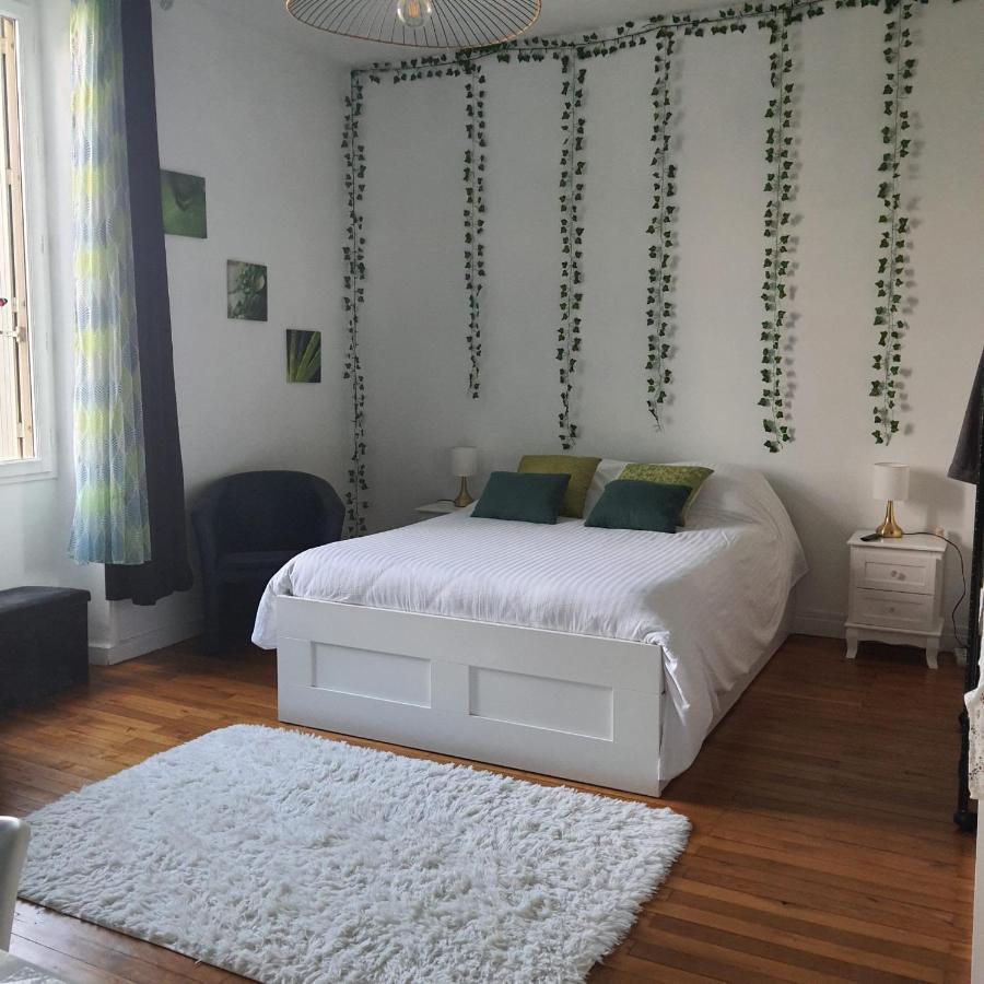 Villa De Souza Bouille-Loretz Bagian luar foto